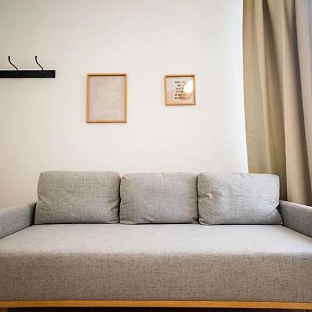 Lovely Apartment In วอร์ซอ ภายนอก รูปภาพ