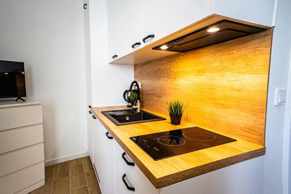 Lovely Apartment In วอร์ซอ ภายนอก รูปภาพ